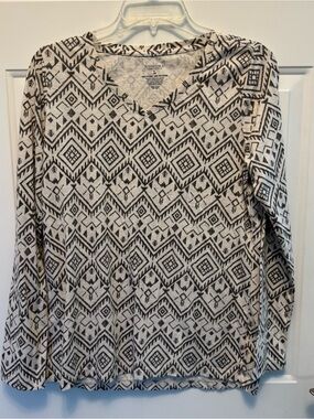 Sonoma Size L Womens Tribal Print V Neck Long Sleeve Cotton Top